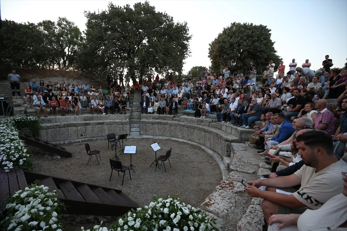 Editör: Raşit YILDIRIM | Çanakkale'de 61. Uluslararası Troia Festivali Başladı